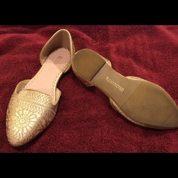 Flats - Picture 2 of 2